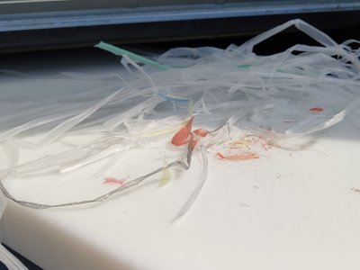 Oberflächenaufbereitung von Kunststoff-Schneidplatten