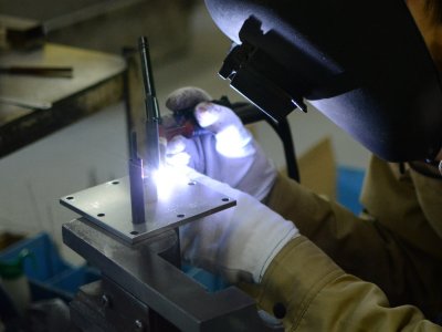 Reparatur von Geräten und Werkzeugen aus Edelstahl